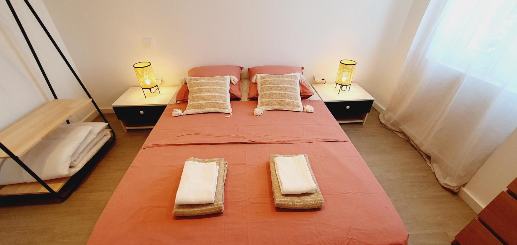 Via Domitia Apartment Perpignan Bagian luar foto