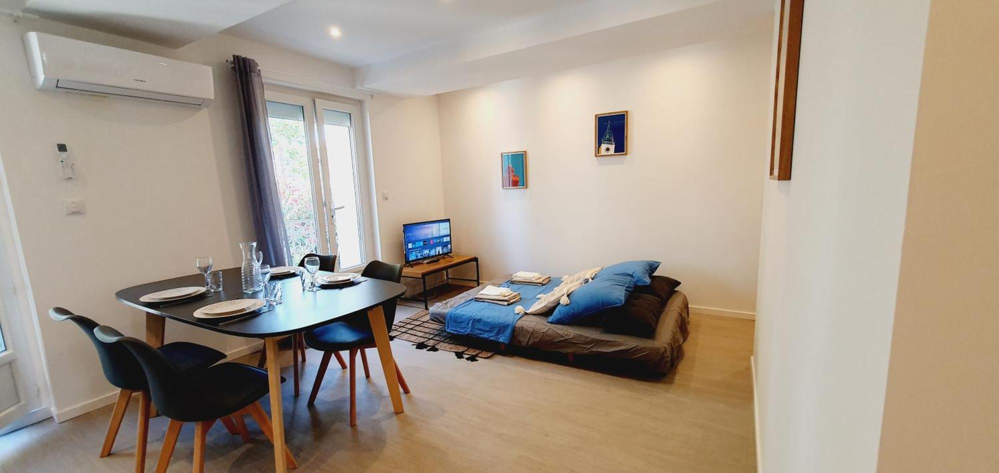 Via Domitia Apartment Perpignan Bagian luar foto