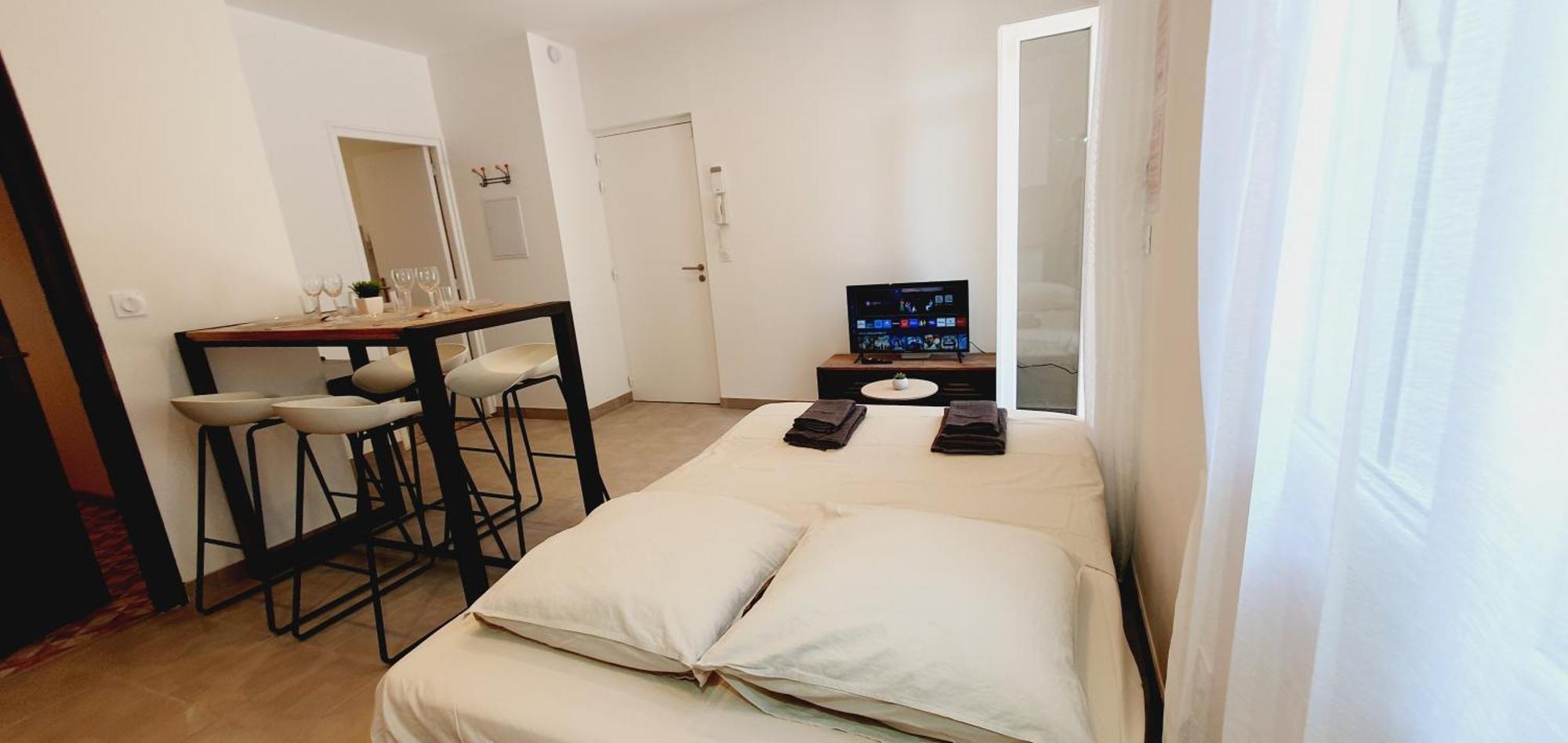 Via Domitia Apartment Perpignan Bagian luar foto