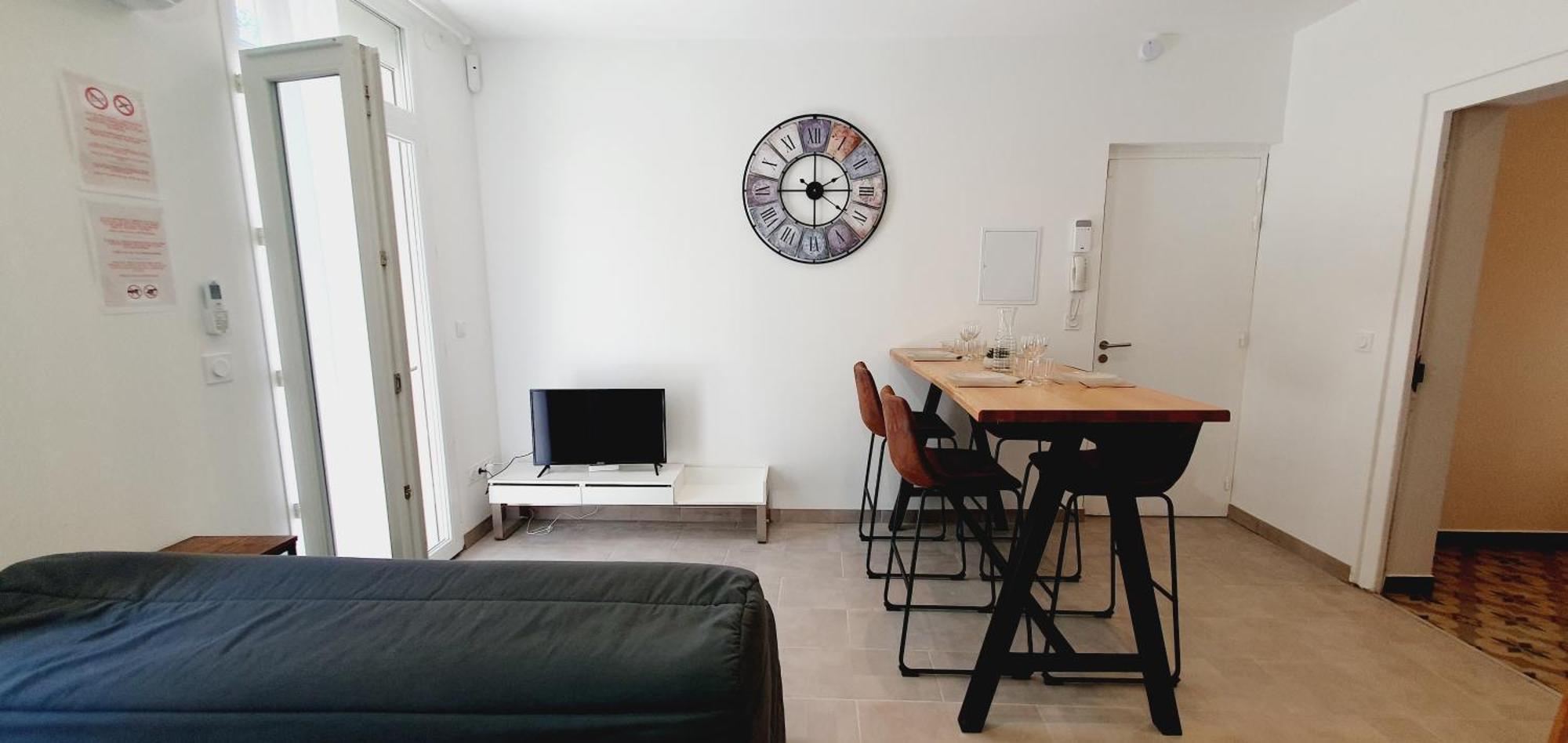 Via Domitia Apartment Perpignan Bagian luar foto