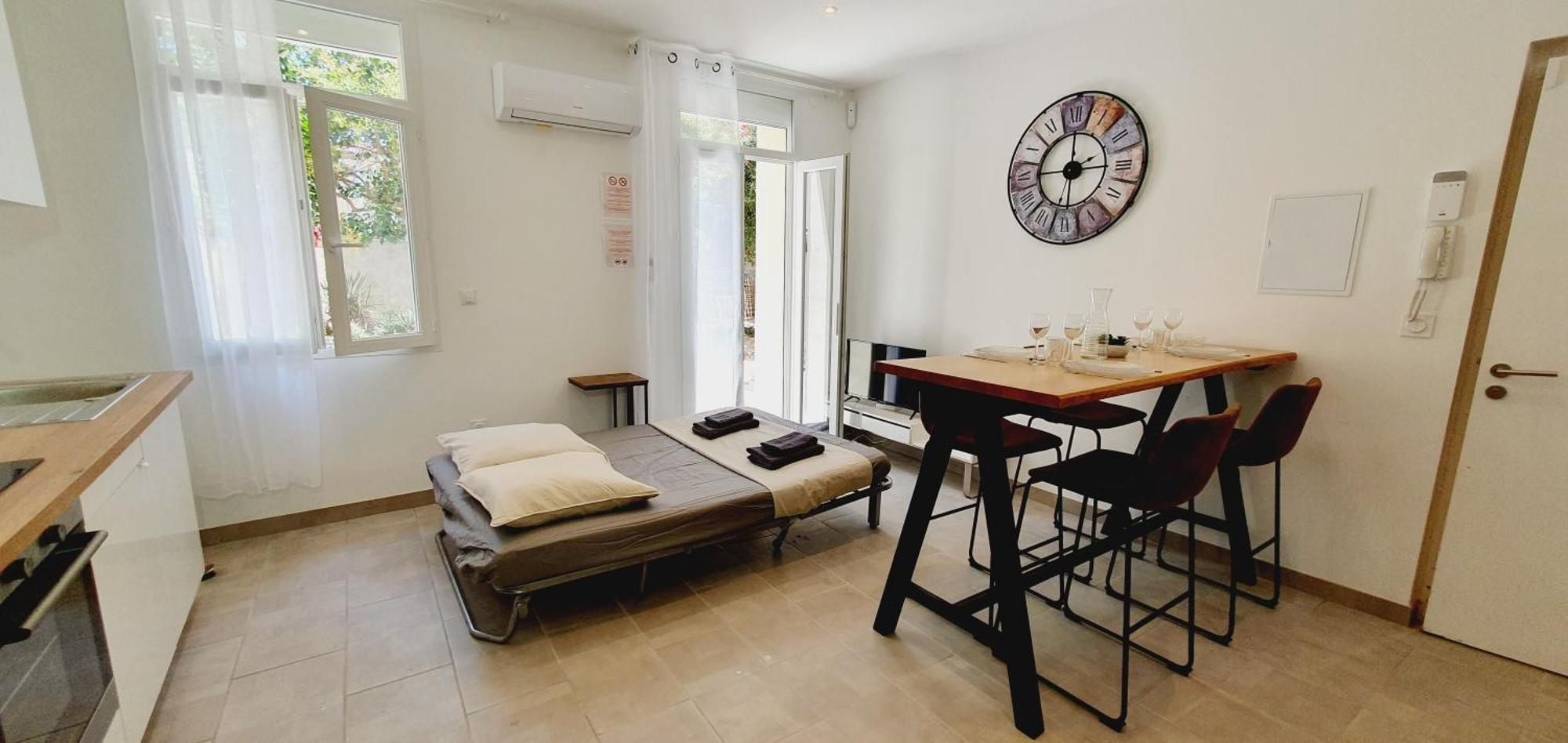 Via Domitia Apartment Perpignan Bagian luar foto